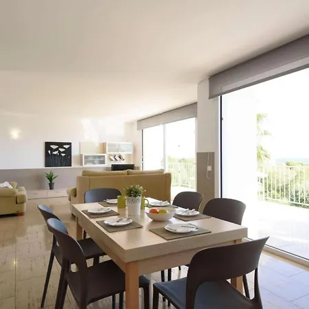 Villa Rachel *
